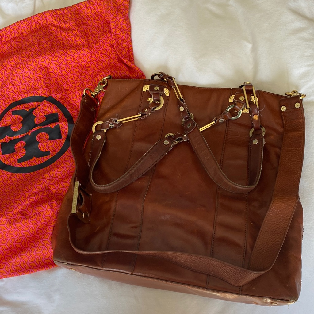Tory Burch Gorgeous Caramel Leather Tote With “T” Gold Hardware And Straps